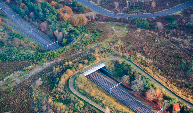 Ecoduct Op Hees gezien vanuit de lucht